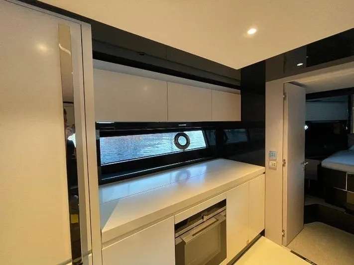 Nc03079 Yacht Photos Pics 