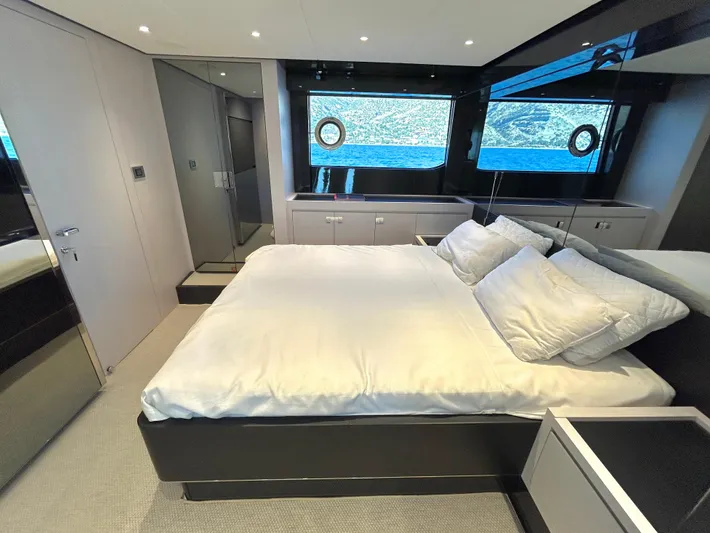 Nc03079 Yacht Photos Pics 