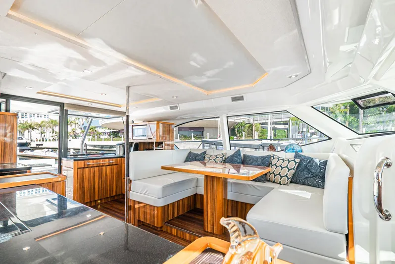 Cat Tastic Yacht Photos Pics Salon