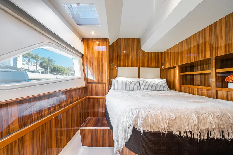 Cat Tastic Yacht Photos Pics Portside Suite