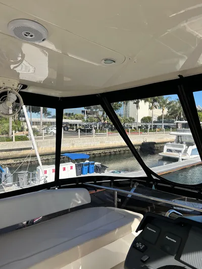 Cat Tastic Yacht Photos Pics Forward Flybridge Seating