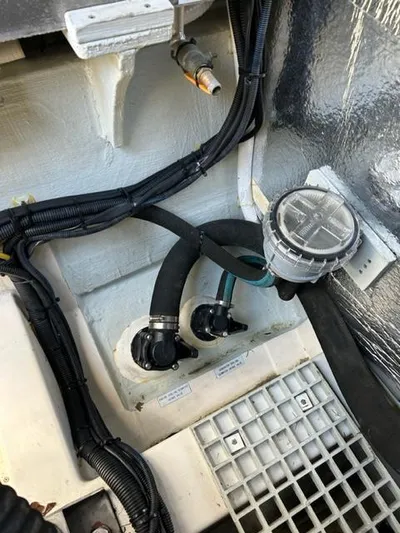 Cat Tastic Yacht Photos Pics Ball Valves