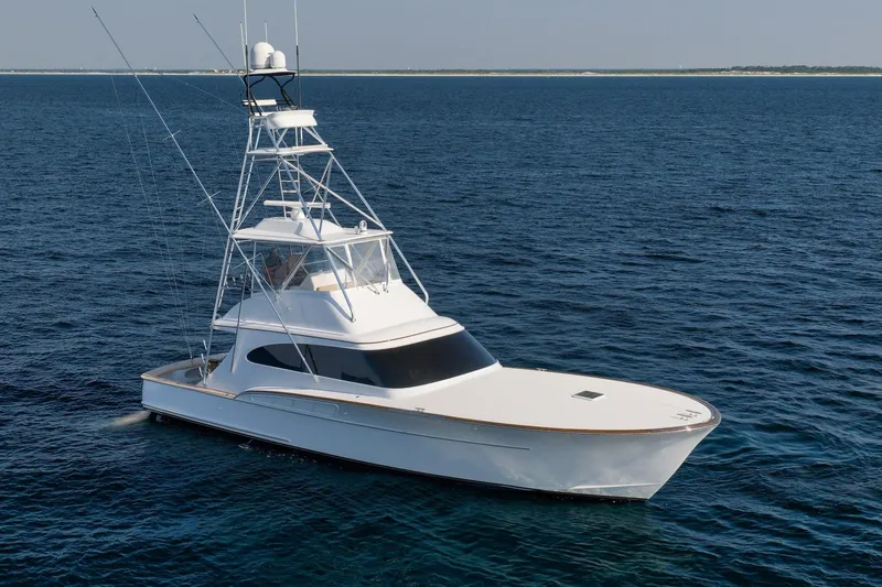 Raise Em Up Yacht Photos Pics 2007 Sunny Briggs Custom Carolina Sportfish yacht on open ocean.