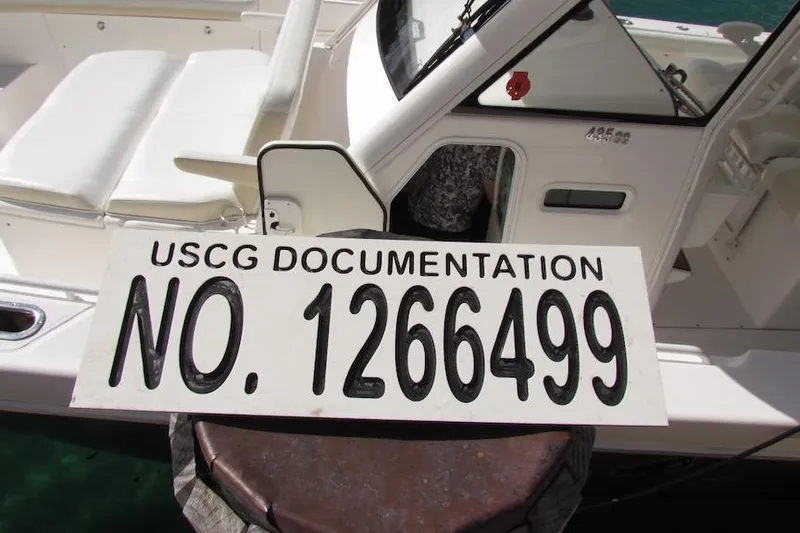  Yacht Photos Pics 2016 Everglades 435 Center Console with USCG documentation number 1266499 displayed.