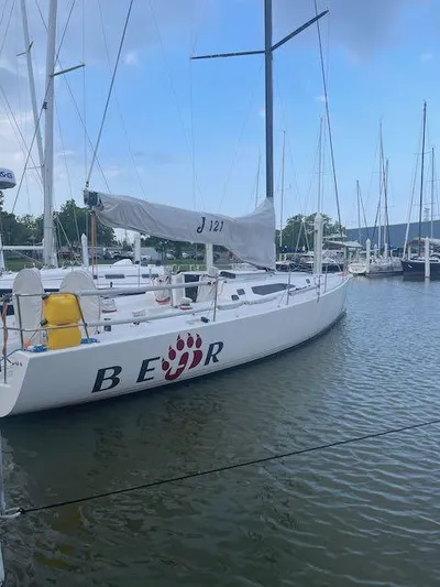 Bear Yacht Photos Pics J/121 at the dock-stud
