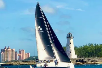 J Boats J/121