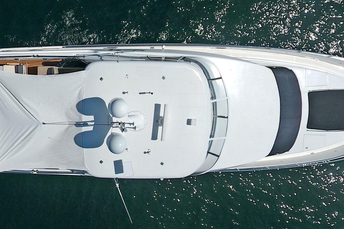 2006 Horizon 73 