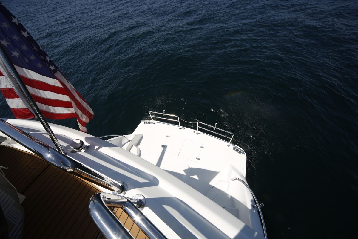 2006 Horizon 73 