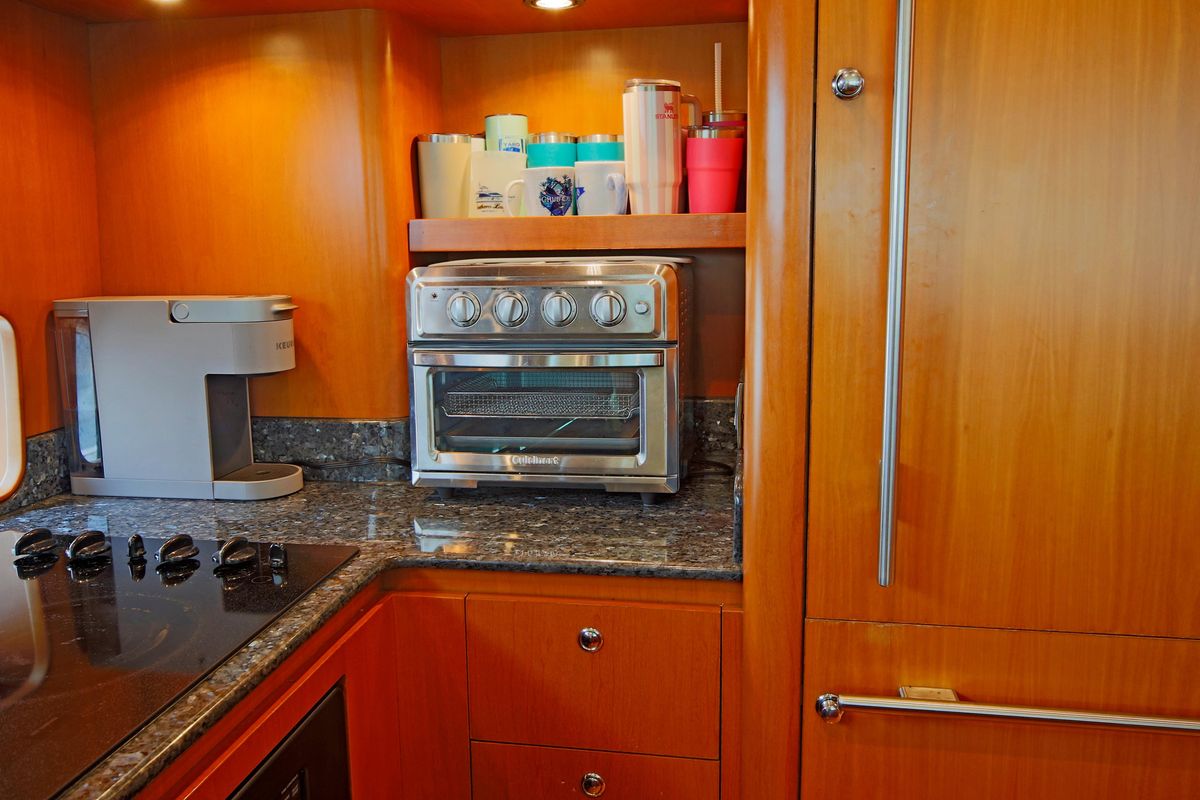 2006 Horizon 73 