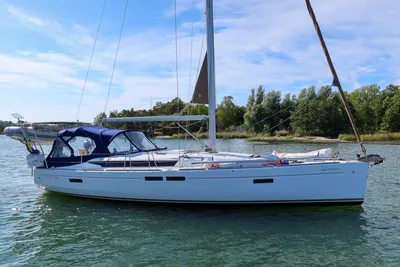2015 Jeanneau Sun Odyssey 469