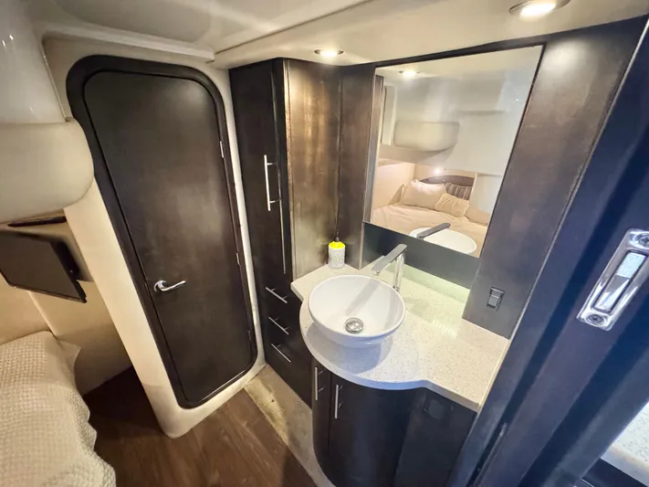 Al Hamayim Yacht Photos Pics 