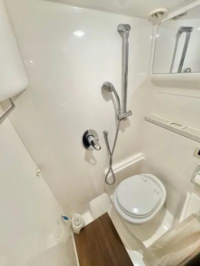 Al Hamayim Yacht Photos Pics 