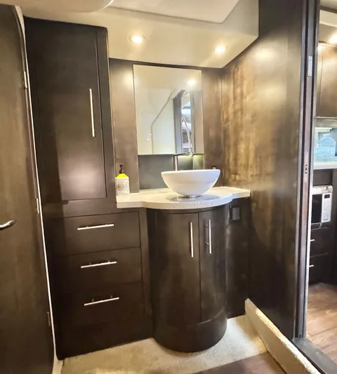 Al Hamayim Yacht Photos Pics 