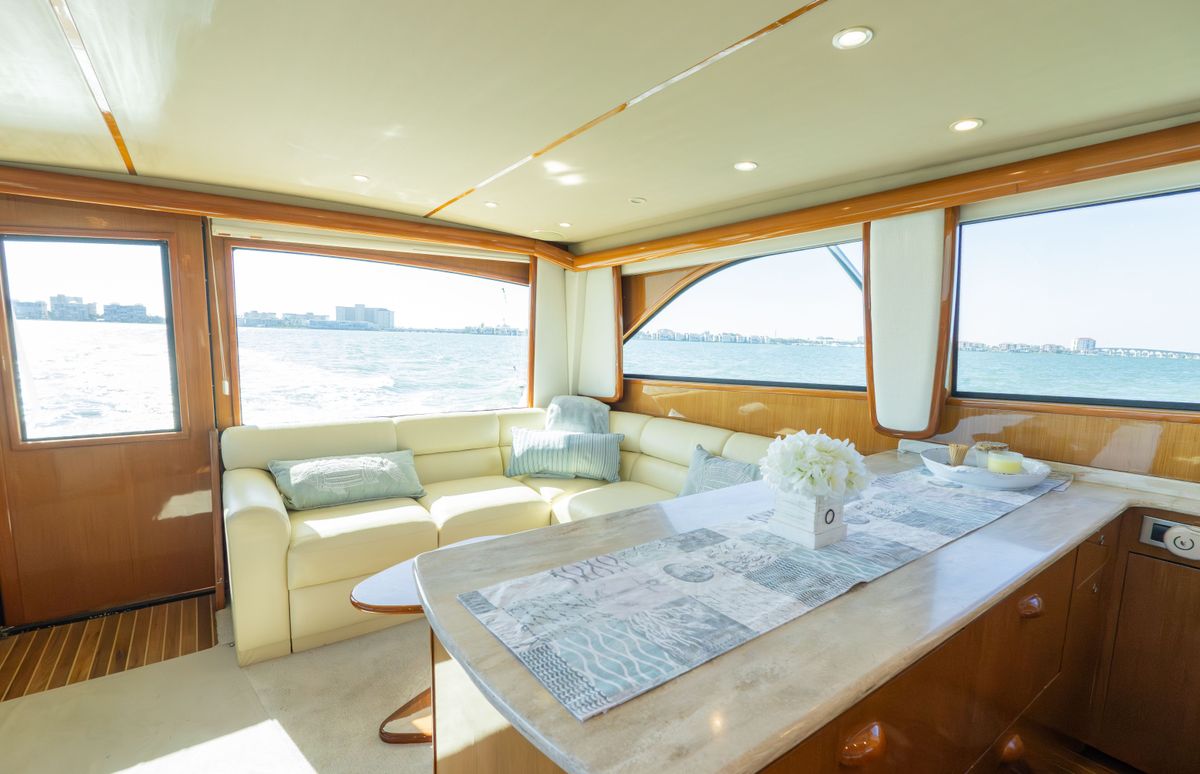2003 Viking 48 