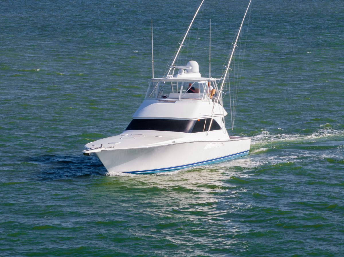 2003 Viking 48 