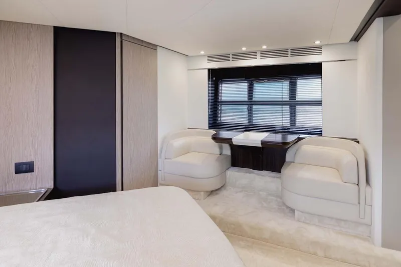 Almaviva V Yacht Photos Pics AZIMUT S6 - 2020