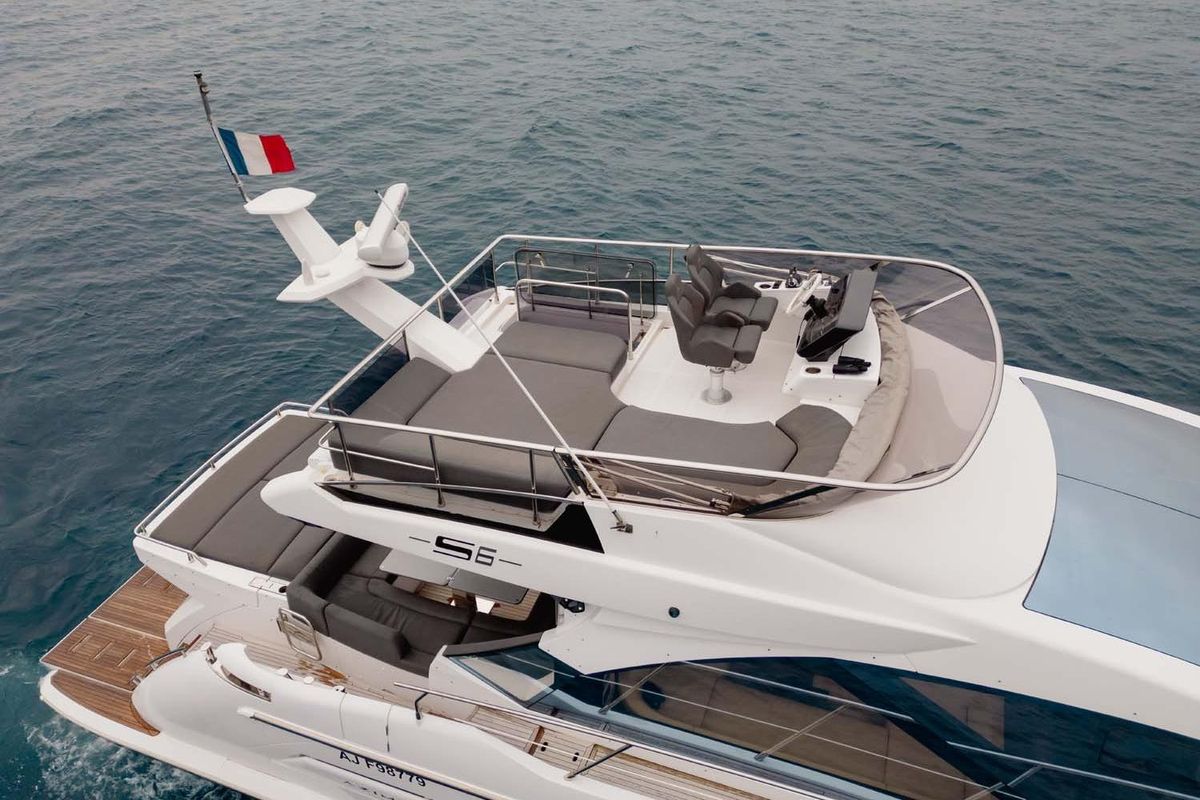 2020 Azimut 59 