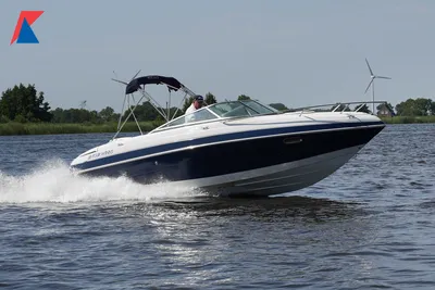 2004 Four Winns 225 Sundowner