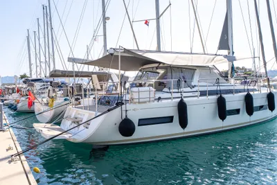 2019 Amel 50