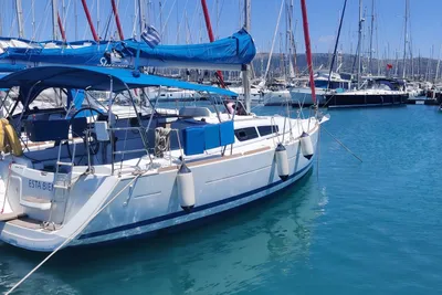 2012 Jeanneau Sun Odyssey 33i
