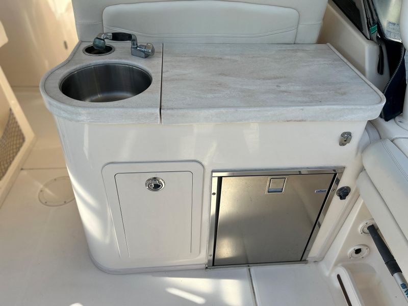 2015 Grady-White Freedom 307