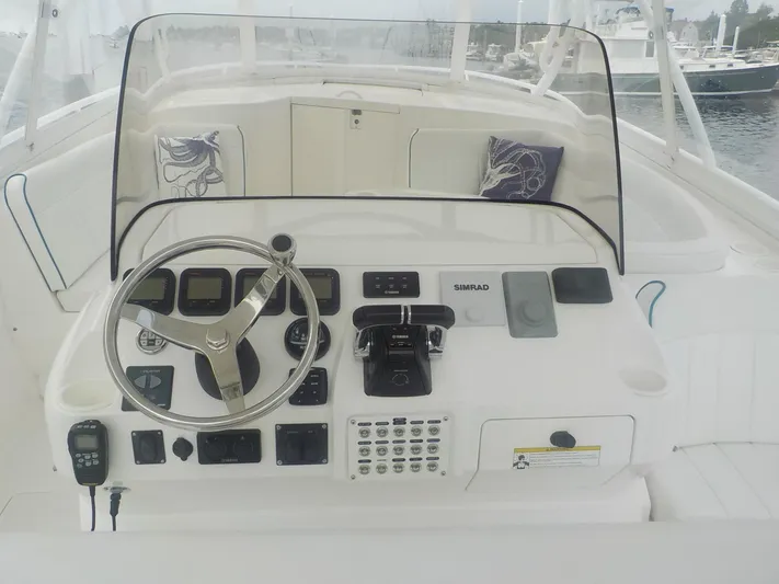  Yacht Photos Pics Helm