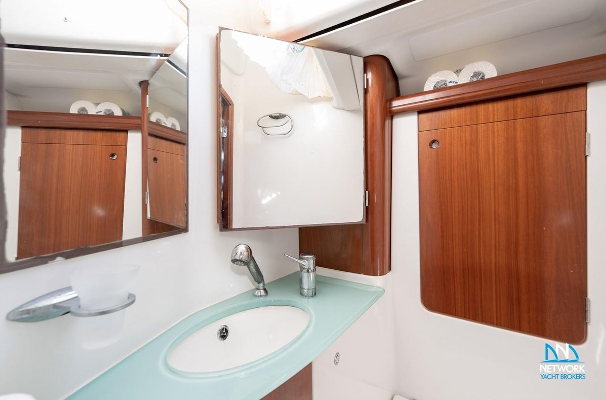 2004 Beneteau 56 