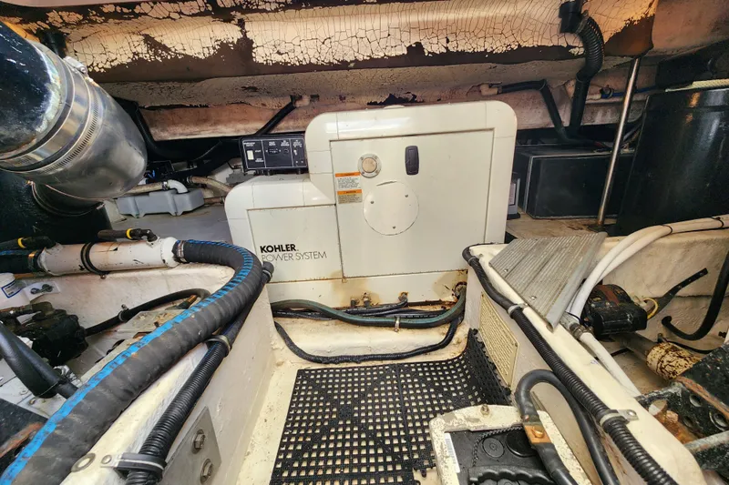H Yacht Photos Pics Engine room of 2000 Formula 41 Performance Cruiser with Kohler power system.