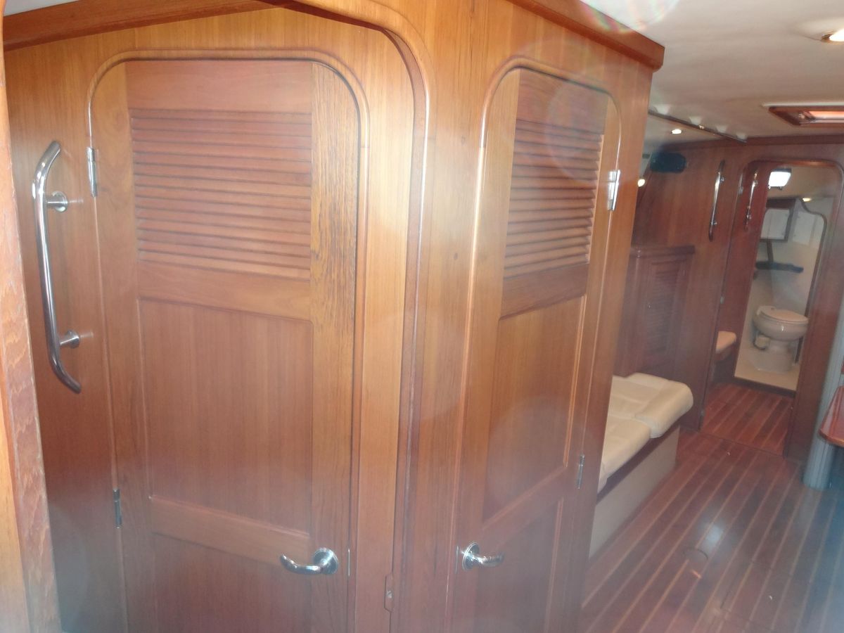 2006 Island Packet 45 