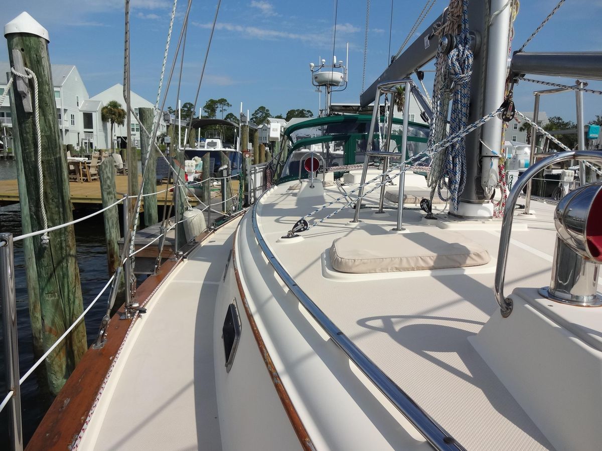 2006 Island Packet 45 