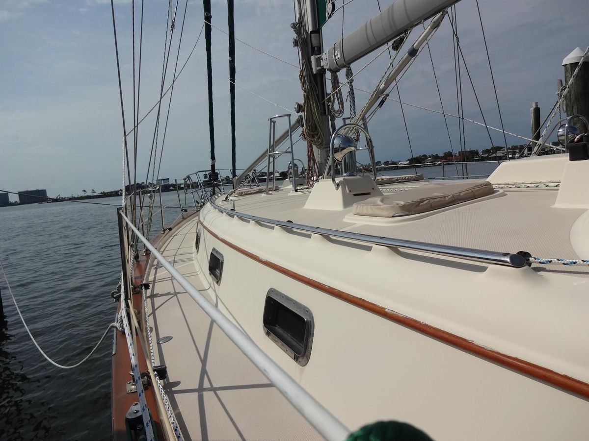 2006 Island Packet 45 