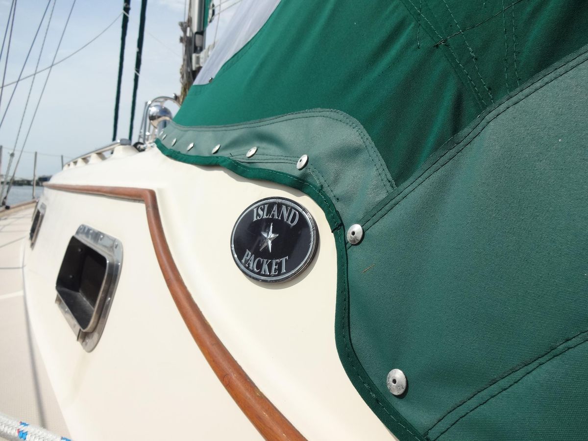 2006 Island Packet 45 