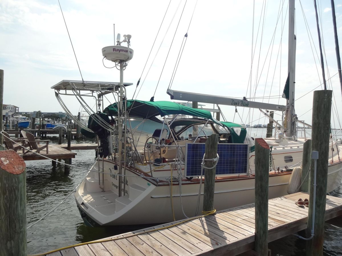 2006 Island Packet 45 