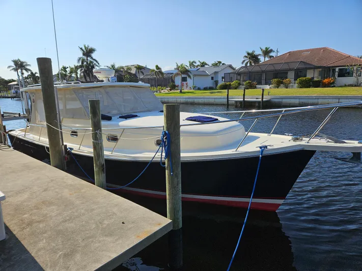 Blue Run Yacht Photos Pics 