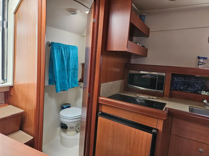 Blue Run Yacht Photos Pics 