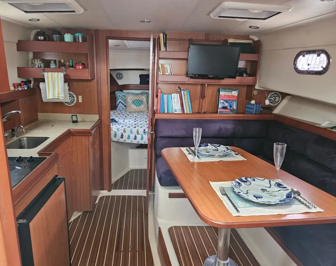 Blue Run Yacht Photos Pics 