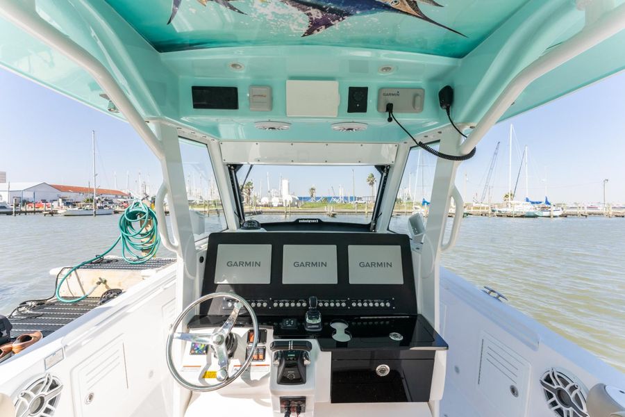 2021 Everglades 365 Center Console