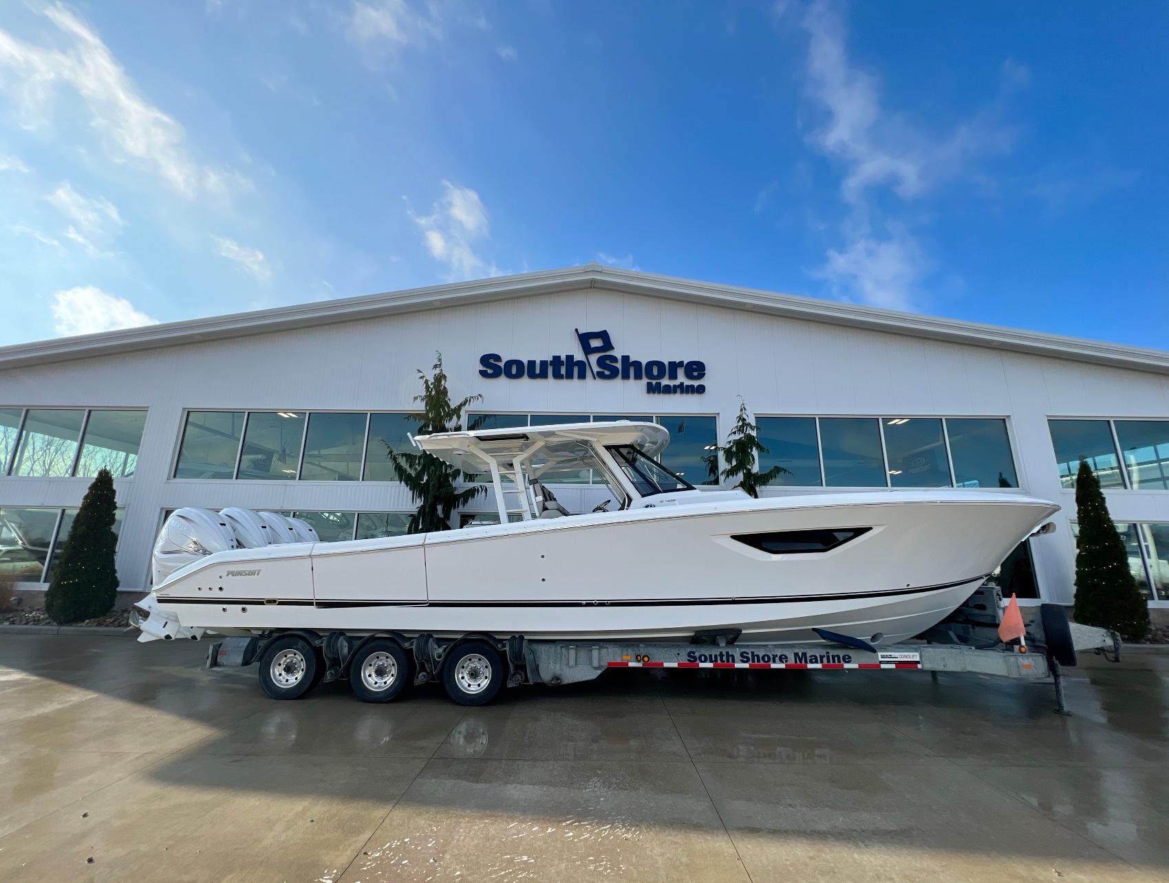 2023 Pursuit 428 Sport