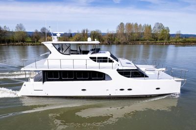 Yacht