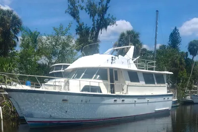 Hatteras 61 Motor Yacht