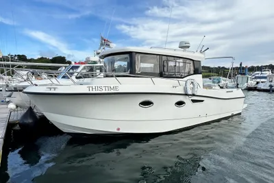 Quicksilver 905 Pilothouse