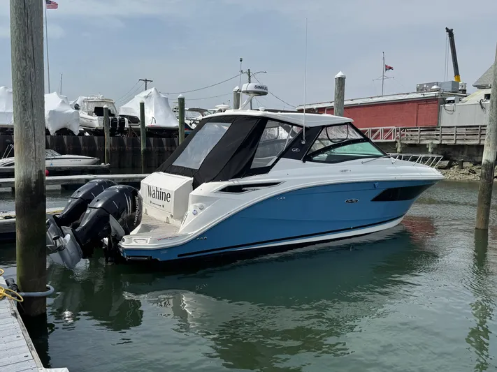 Wahine Yacht Photos Pics 