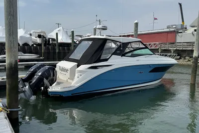 Sea Ray Sundancer 320 Outboard