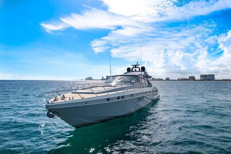 Payback Yacht Photos Pics Mangusta 80 Payback - Bow Profile