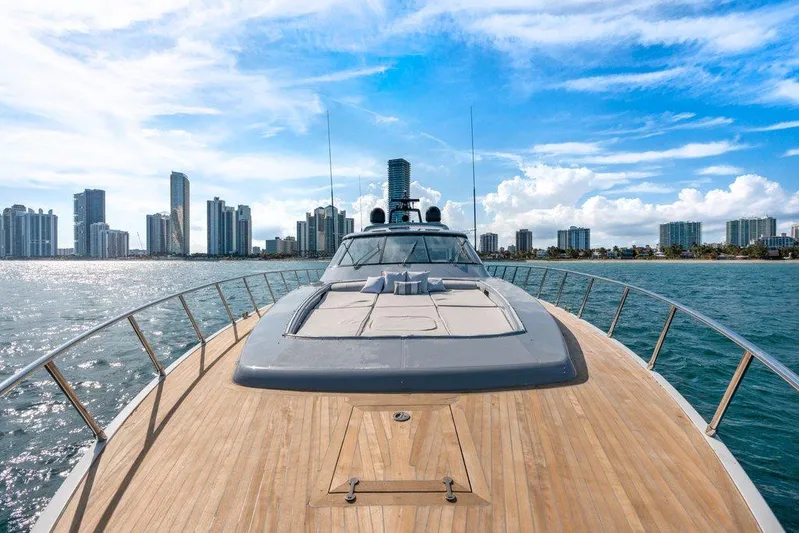 Payback Yacht Photos Pics Mangusta 80 Payback - Bow with Sunpads