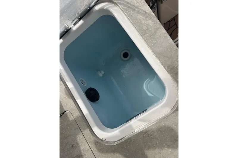  Yacht Photos Pics Livewell compartment on a 2017 Boston Whaler 320 Vantage boat.