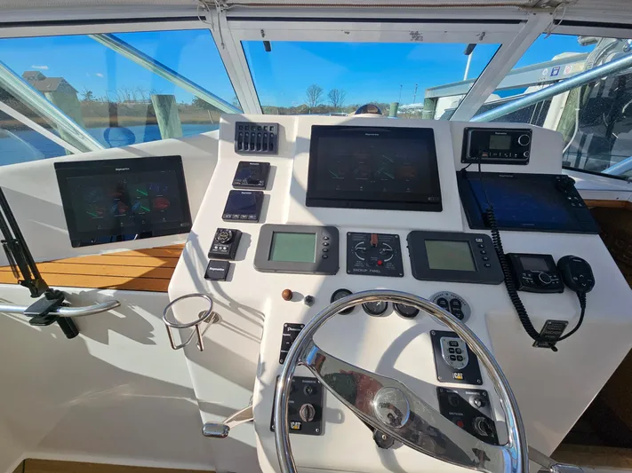 Riptide Yacht Photos Pics 