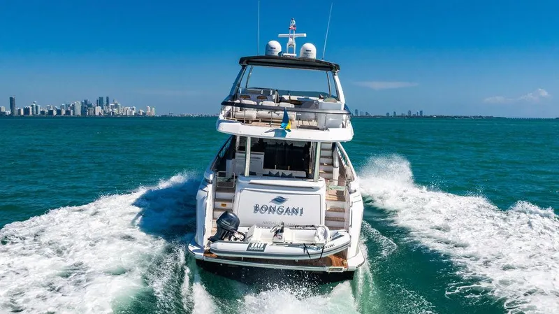 Bongani Yacht Photos Pics Azimut Fly 78 yacht cruising in open water, 2024 model.