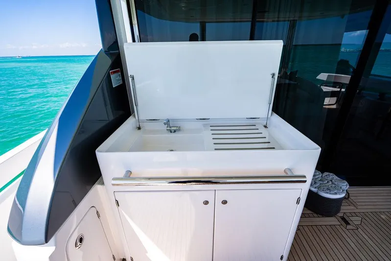 Bongani Yacht Photos Pics 