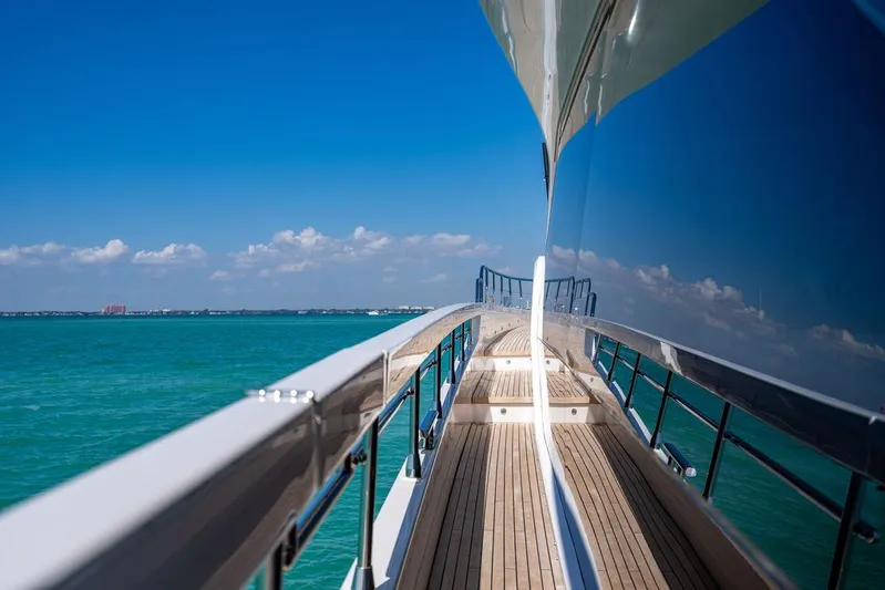 Bongani Yacht Photos Pics 